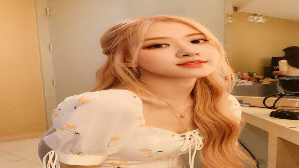 คุณรู้จัก Rosé Blackpink ขนาดไหน? - Quiz.Postjung.com